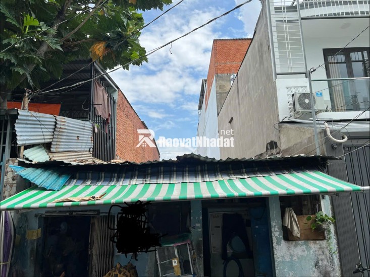 Bán nhà trọ cấp 4 nối dài 02 mặt hẻm trước . hẻm sau, liền kề gần giáp mặt tiền