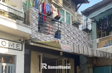 BÁN NHÀ HẺM 4M (BÊN HÔNG ĐẦM SEN) 38M2 (1 TRỆT 1 LẦU) 4.3TỶ. LH:0913900555.